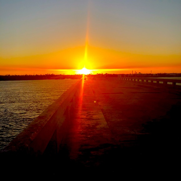 Meet your Posher, Lindsay - Picture 1 of 1